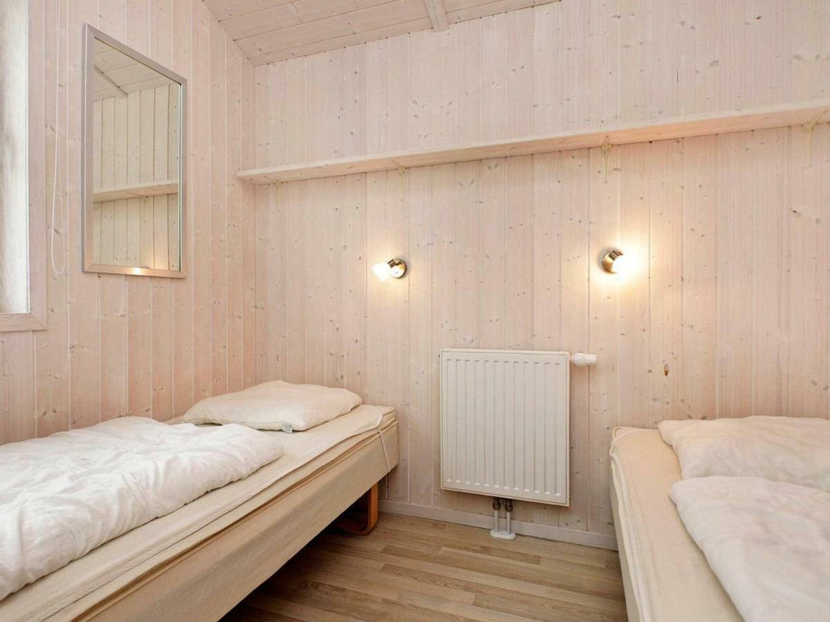 6 Person Holiday Home In グレーミッツ エクステリア 写真